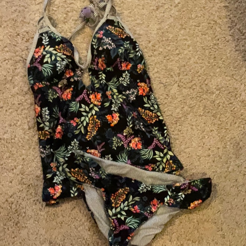 Lucky Brand Floral Striped Swimsuit